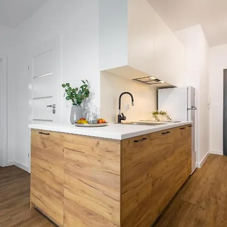 Jaworska 4 아파트